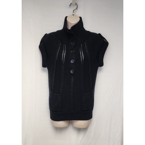 BCBG MAXAZRIA Women's Black Merino Wool Short Sleeve Button Up Sweater Sz XS - Picture 2 of 9